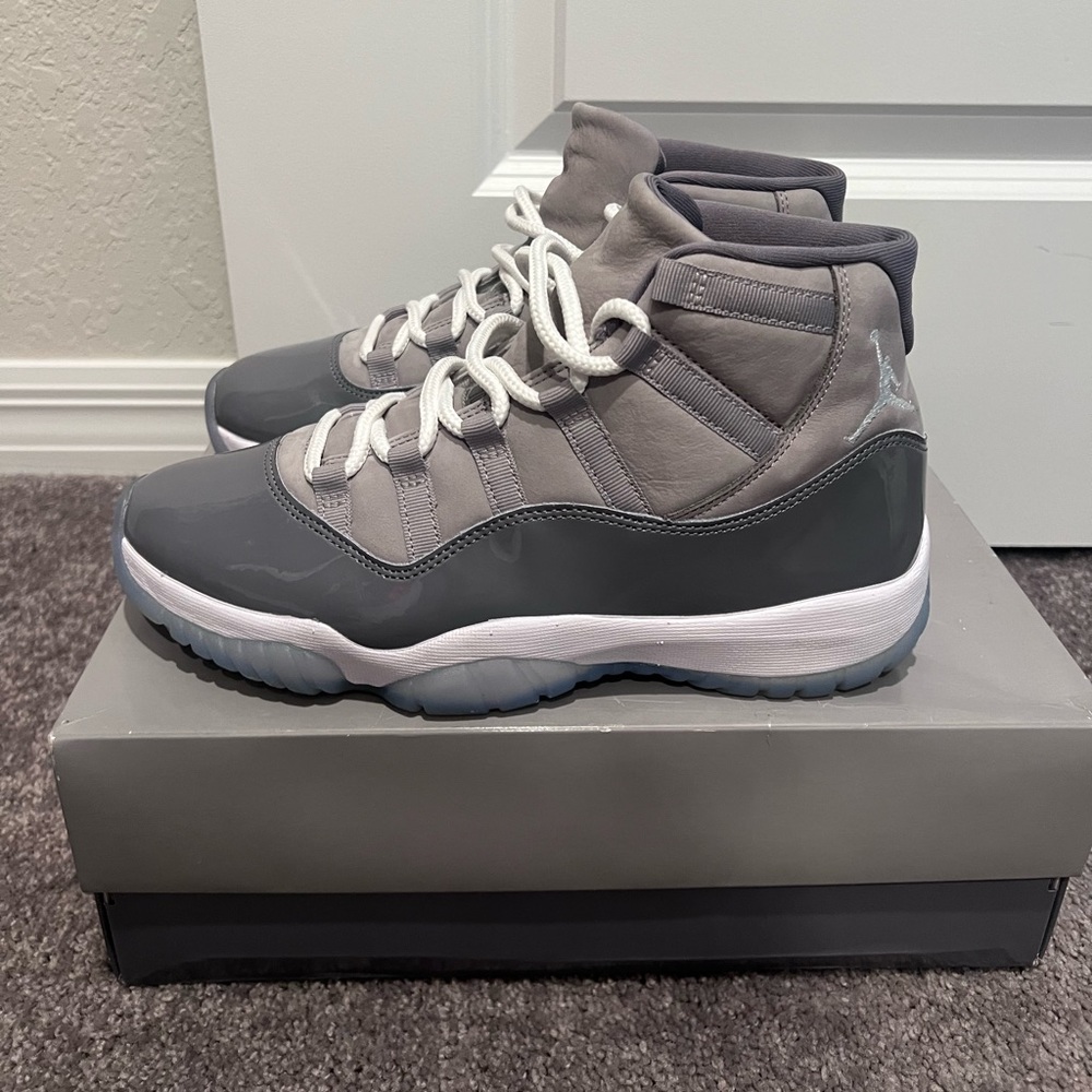 Air Jordan 11